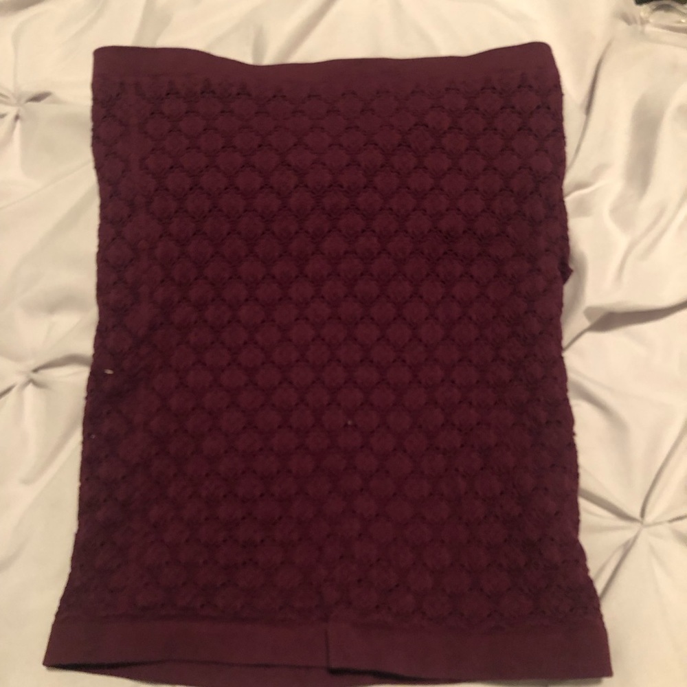 Maroon tube top